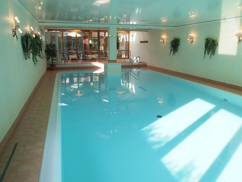 Oberaula Parkhotel Zum Stern מראה חיצוני תמונה