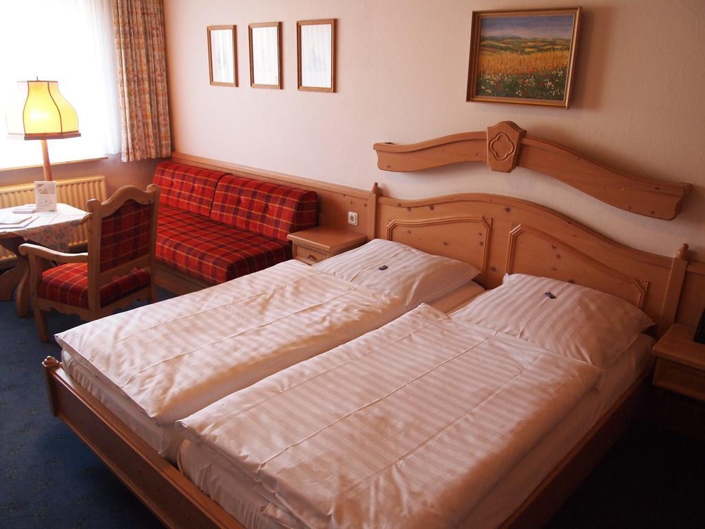 Oberaula Parkhotel Zum Stern מראה חיצוני תמונה